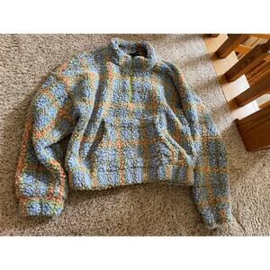 Womens small fleece pullover sweater